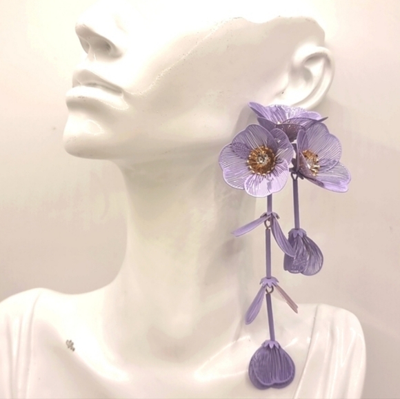 Zara Jewelry - New ZARA cascading flowers purple earrings